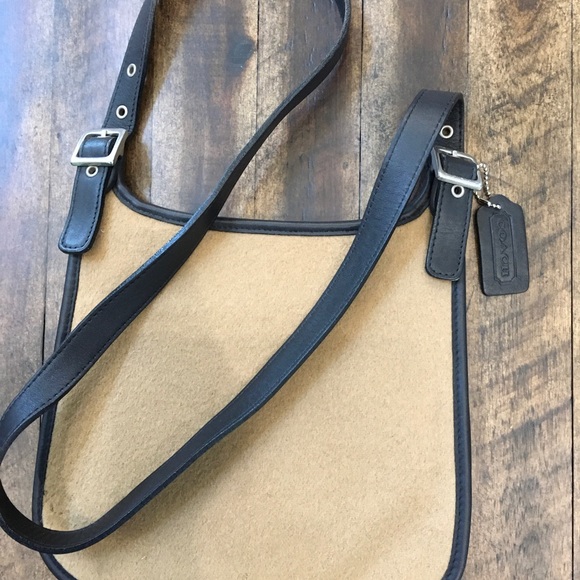 Coach Felt Elegant Brown/Tan and Black Women´s Bag...